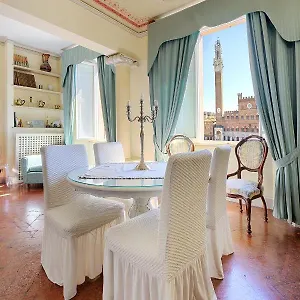 https://suite-piccolomini.it-tuscanyhotel.com